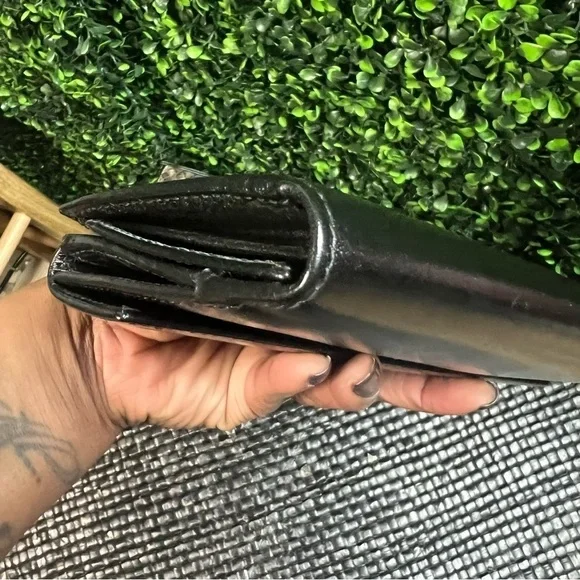 GUCCI | Galaxy Wallet - Picture 10 of 13